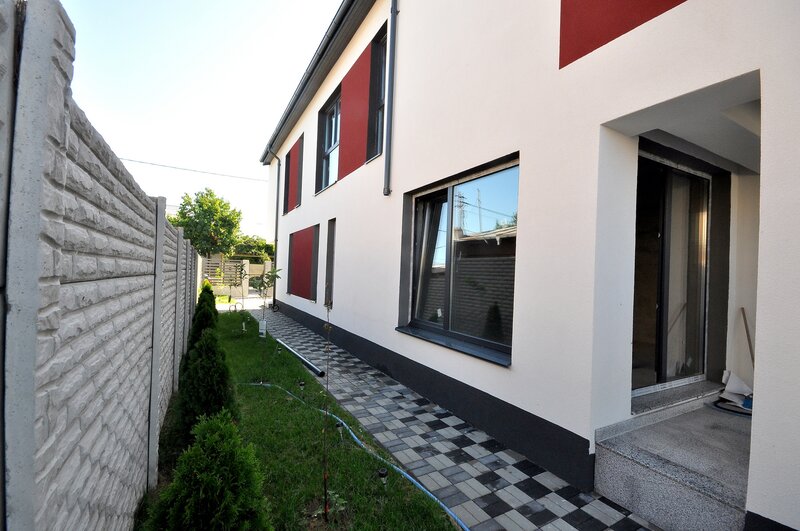 Chitila duplex 5 camere, 3 bai, suprafata utila 140 mp, teren 250mp